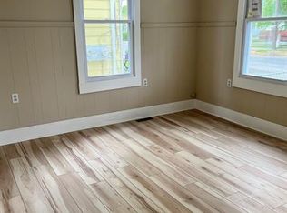 265 Mackall St APT 2, Elkton, MD 21921