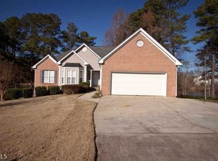 3855 Weeping Willow Ln, Loganville, GA 30052