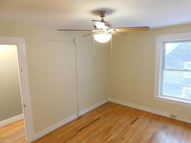 91 Bayview St #3 — Photo 11