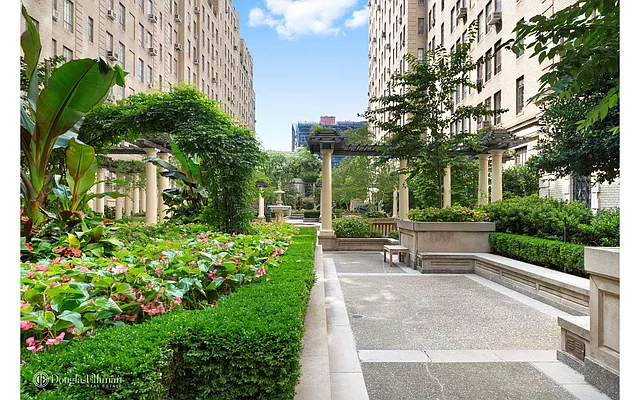 Sold by Douglas Elliman | media 26