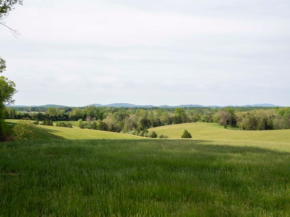 3729 Reas Ford Ln, Earlysville, VA 22936