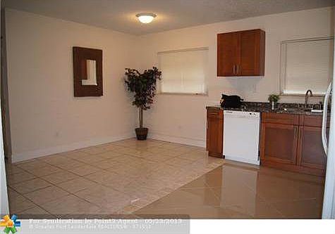 5th image of 327 NW 6th St