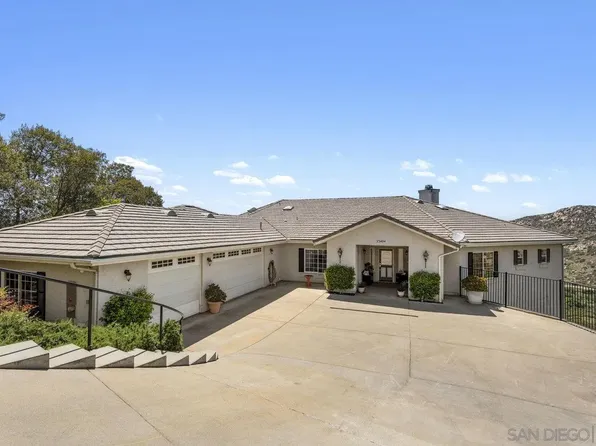 23404 Calistoga Pl, Ramona, CA 92065