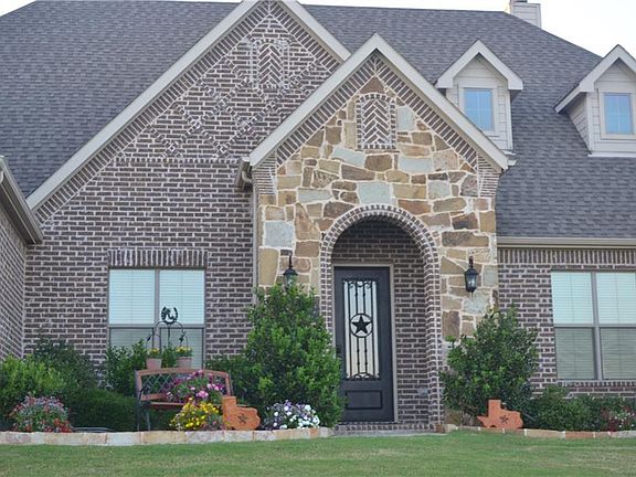 3rd image of 4248 San Simeon Ln