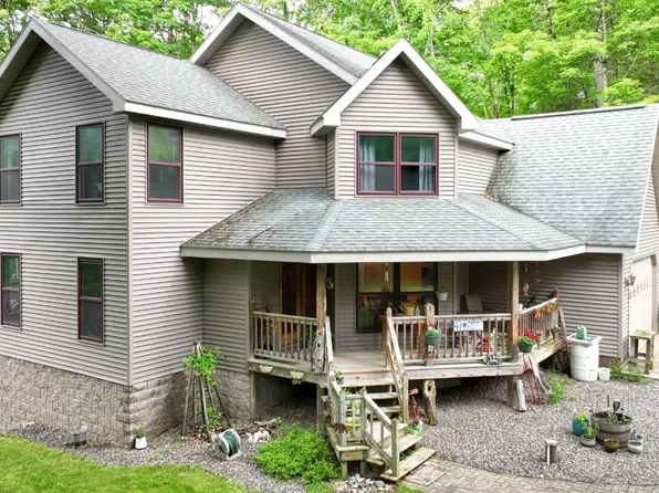 8174 Maplewood Dr, Saint Germain, WI 54558