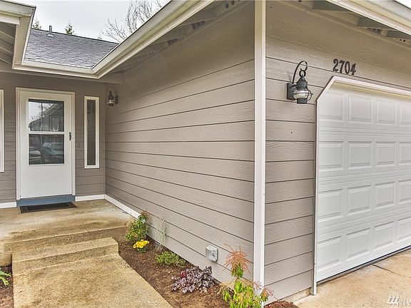 2nd image of 2704 178th Pl NE
