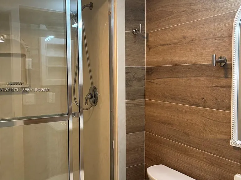 300 Berkley Rd #103 — Photo 27