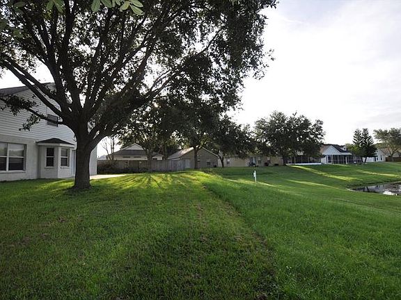 2nd image of 6818 Summer Cove Dr