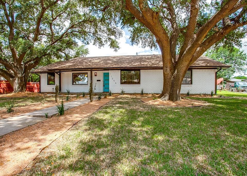 1st image of 11256 Webb Chapel Ct