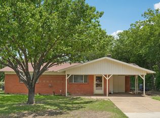 6712 Wallis Rd, Lake Worth, TX 76135