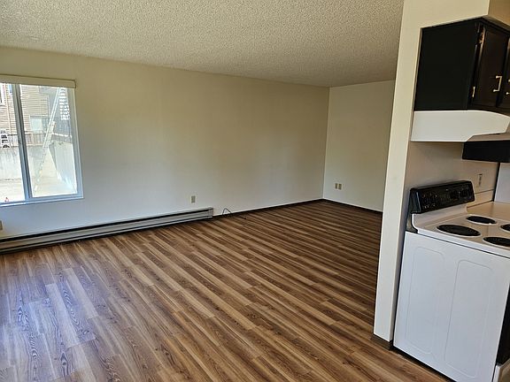 3rd image of 11023 Greenwood Ave N APT 3