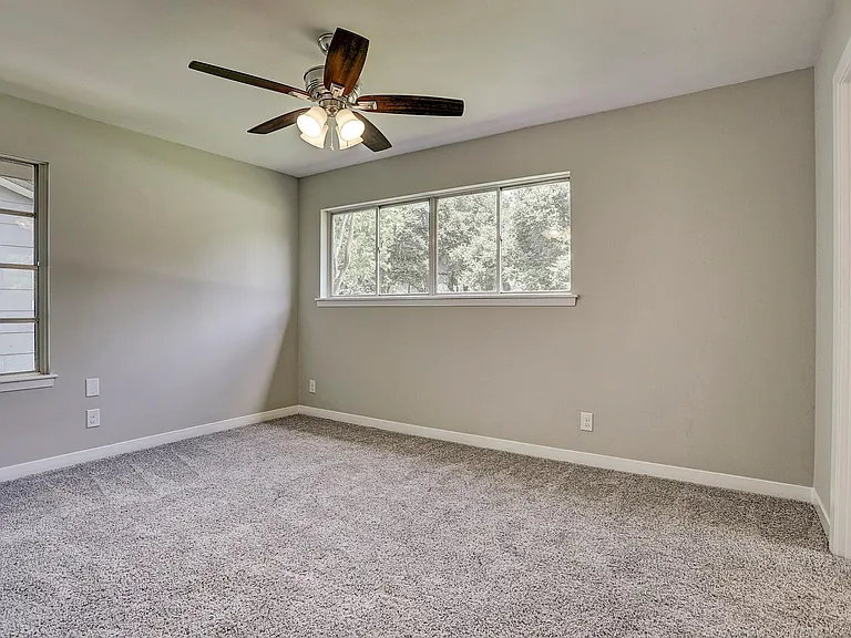 1803 Jones St — Photo 8