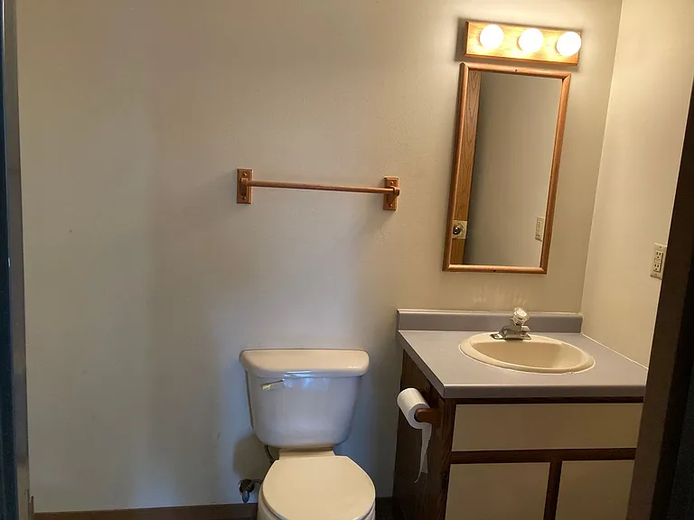 1170 Dodds Dr — Photo 20
