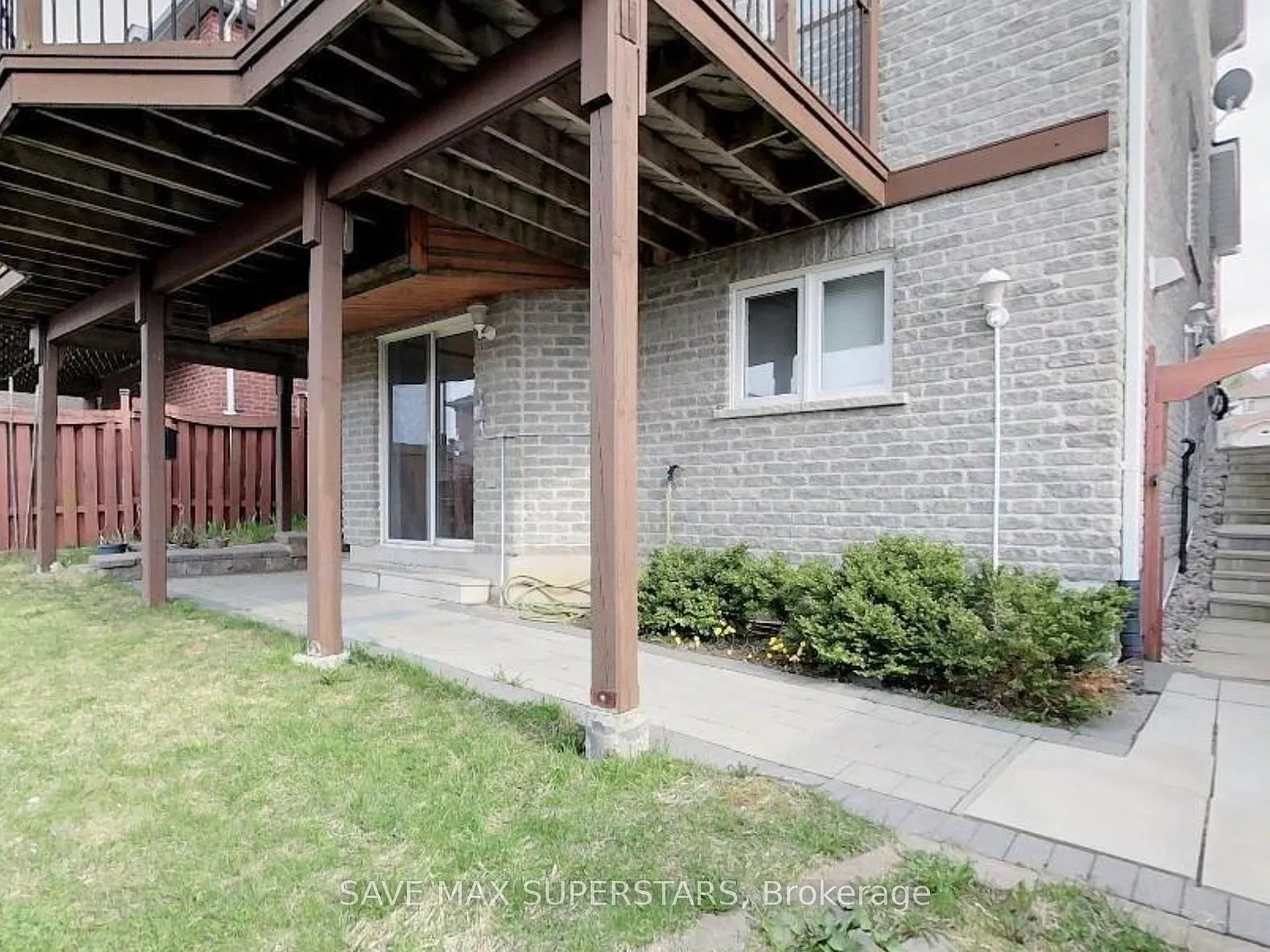 2 bed, $1,749 — Photo 3