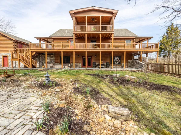 27700 Pvt 213th Dr #213th Dr., Marshall, MO 65340