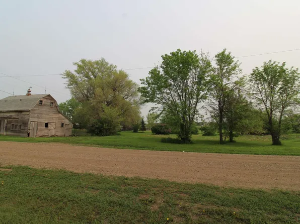 110 Dirks St, Reliance, SD 57569