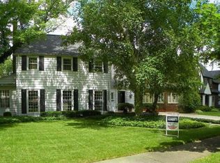 1421 Wayne St, South Bend, IN 46615