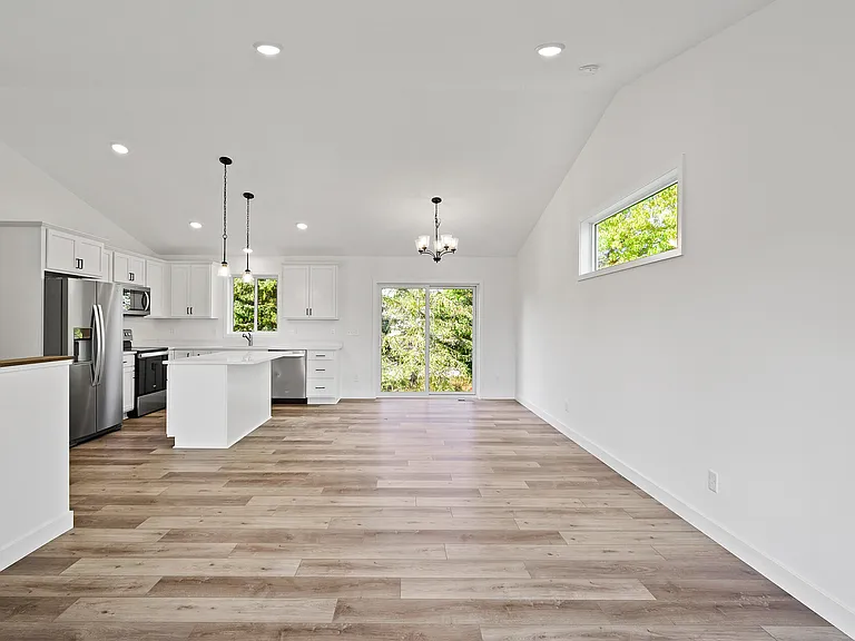 3344 Lachman Ct NE — Photo 8