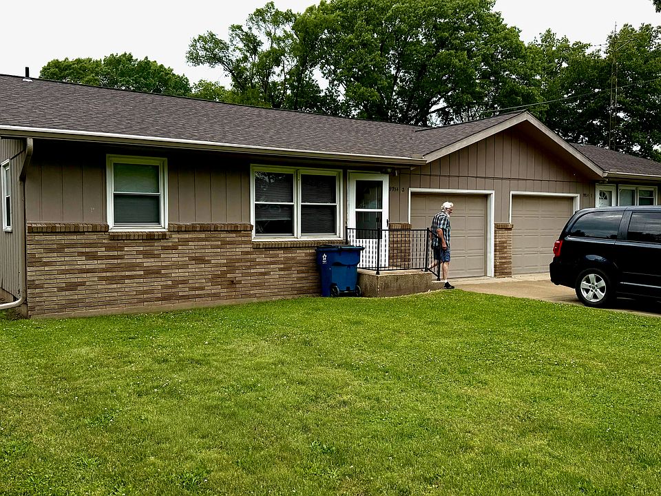 1st image of 9754 Rosehill Rd #2
