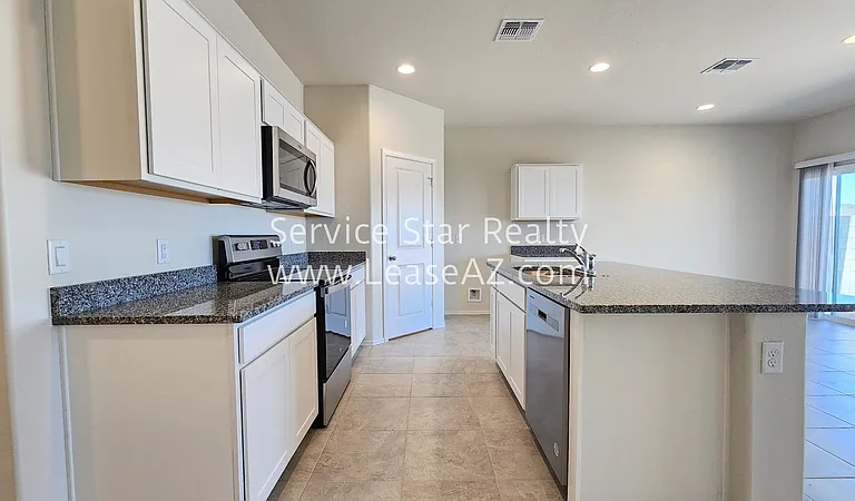 1171 W Del Monte Pl — Photo 3