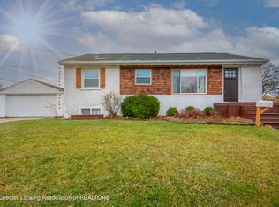 1104 Mitchell Ave, Lansing, MI 48917