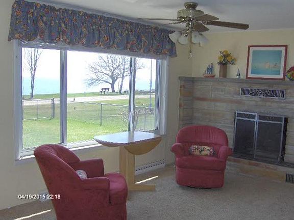 3rd image of 7340 Lakeview Dr