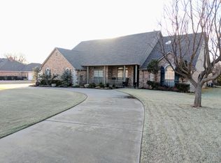1515 N Bittercreek Ter, Mustang, OK 73064