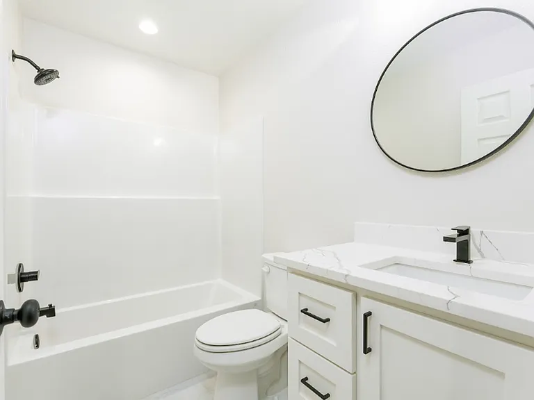 128 Chisum Dr — Photo 12