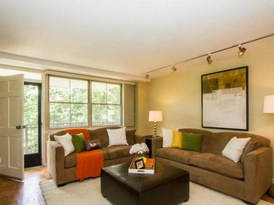 Living room with walkout to balcony