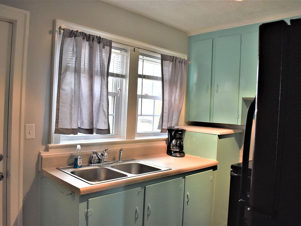 2nd image of 701 Chester St #351