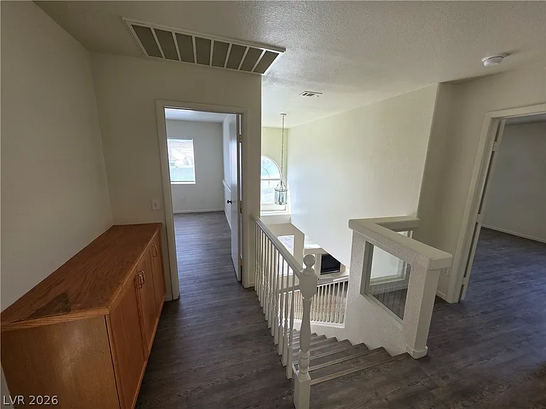 8829 Cornwall Glen Ave — Photo 33