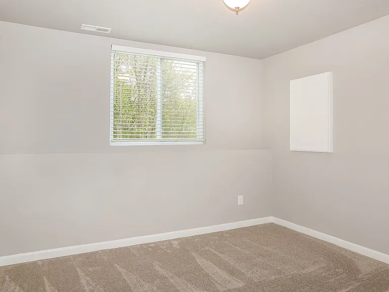 4020 Sumner Dr — Photo 21