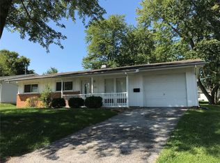 311 Amhurst Dr, O'Fallon, IL 62269