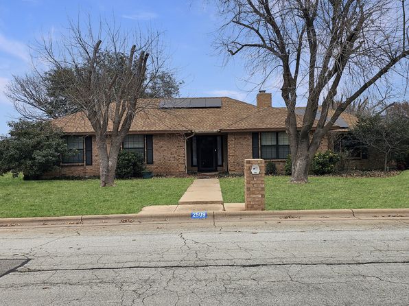 2509 Christopher Dr