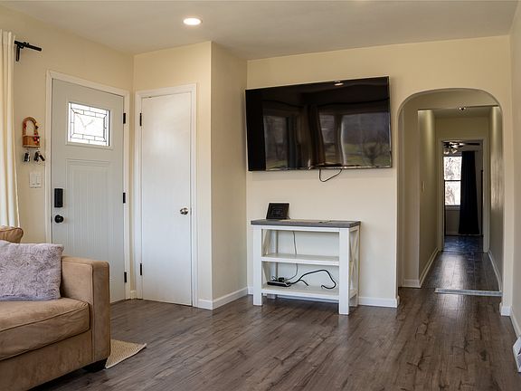 5th image of 1508 River Blvd