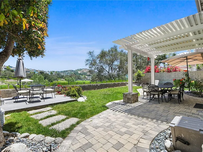 10 Silkwood — Photo 19