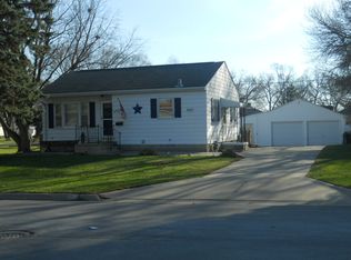 1832 Lorraine Ave, Waterloo, IA 50702