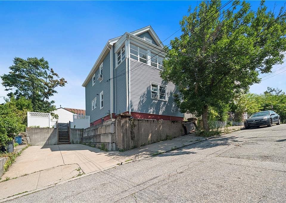 1st image of 22 Peter St