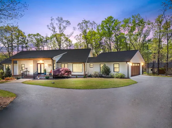 144 Lecroy Rd, Walhalla, SC 29691