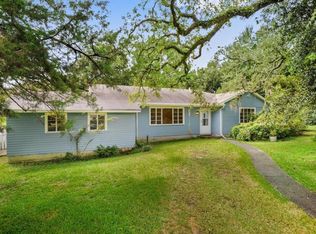 501 Rayburn Ave, Ocean Springs, MS 39564