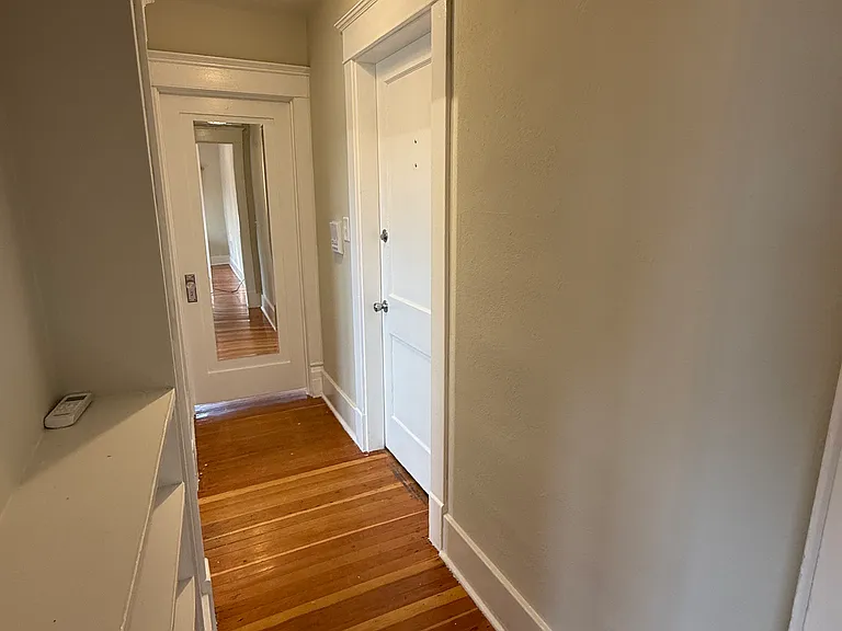 241 W 9th St #3 — Photo 8