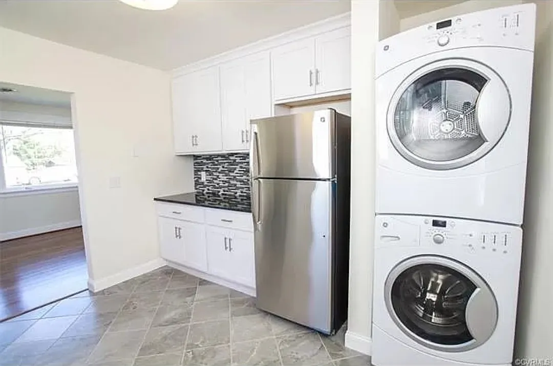 3 bed, 875 sqft, $1,750 — Photo 4