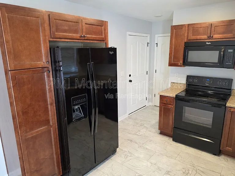 25 Barnett Shoals Dr — Photo 8