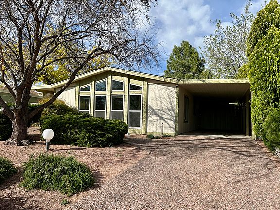 2nd image of 902 W Driftwood Dr