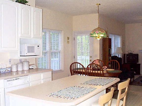 5th image of 1199 N Annandale Dr