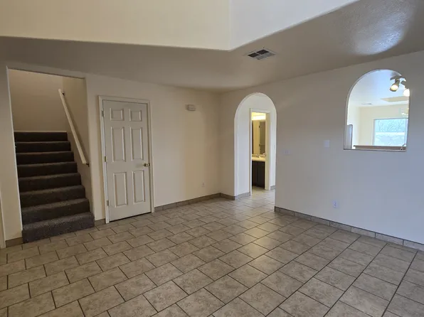 (undisclosed Address), Las Cruces, NM 88012