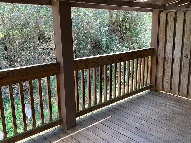 Back Deck (2nd Floor Units only)
