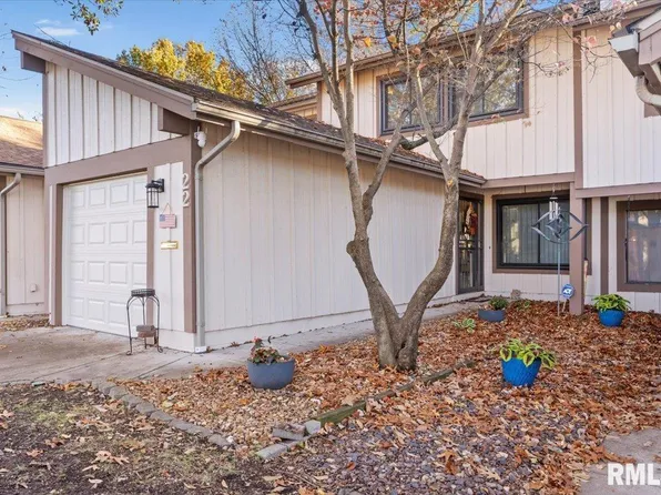 22 Redwood Ln, Springfield, IL 62704