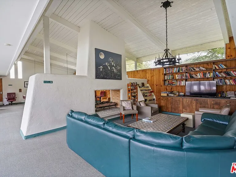 30473 Mulholland Hwy #109 — Photo 41