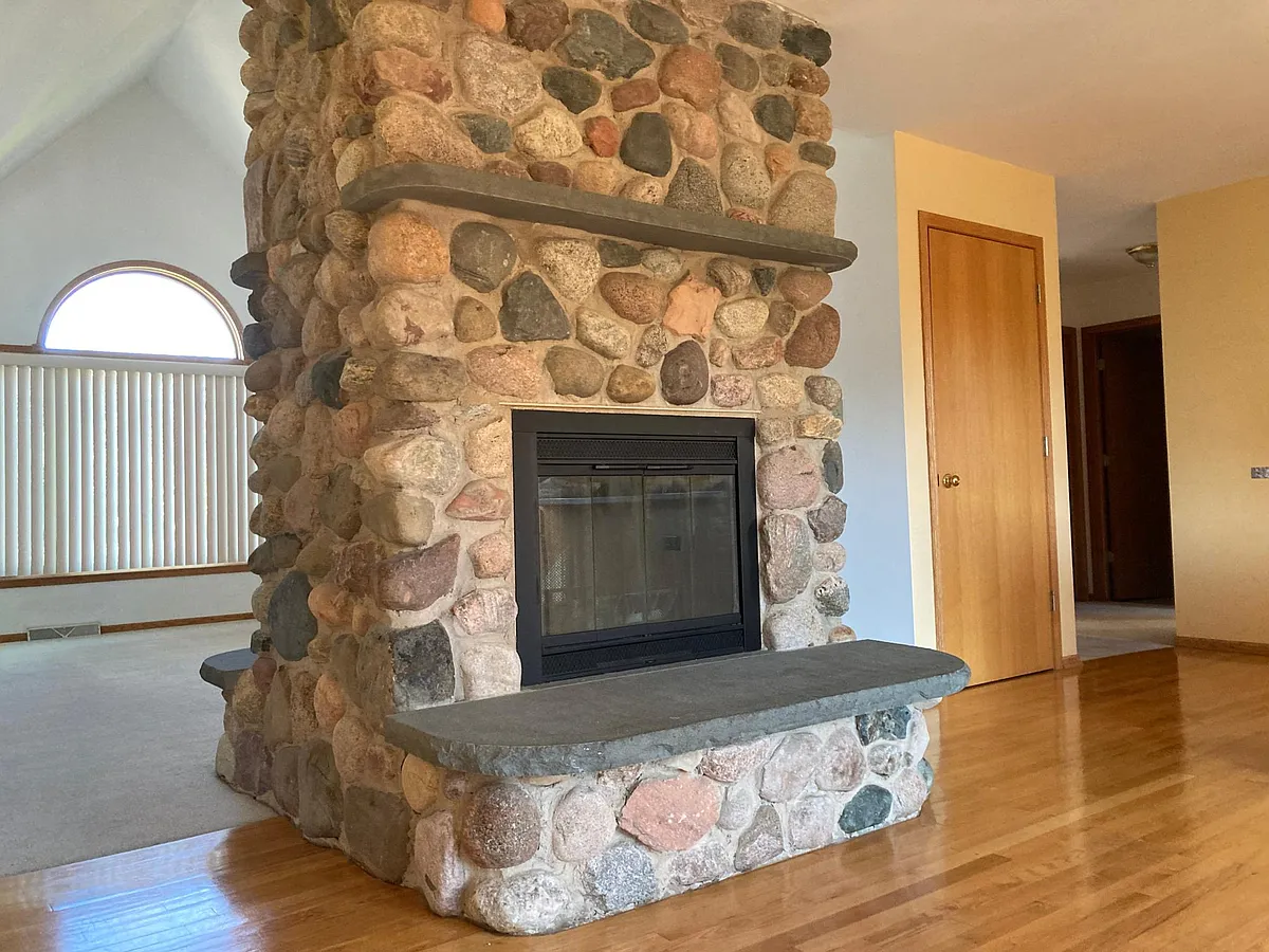 Building Photo - Ridgeline Dr